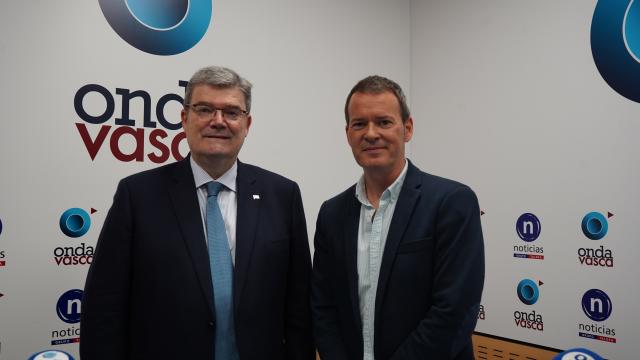 Juan Mari Aburto con Txema Gutiérrez en ONDA VASCA