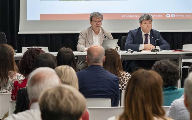 Aburto agradece al Consejo Municipal de Servicios Sociales su implicación en el trabajo frente a los nuevos retos / Bilboko Udala. 