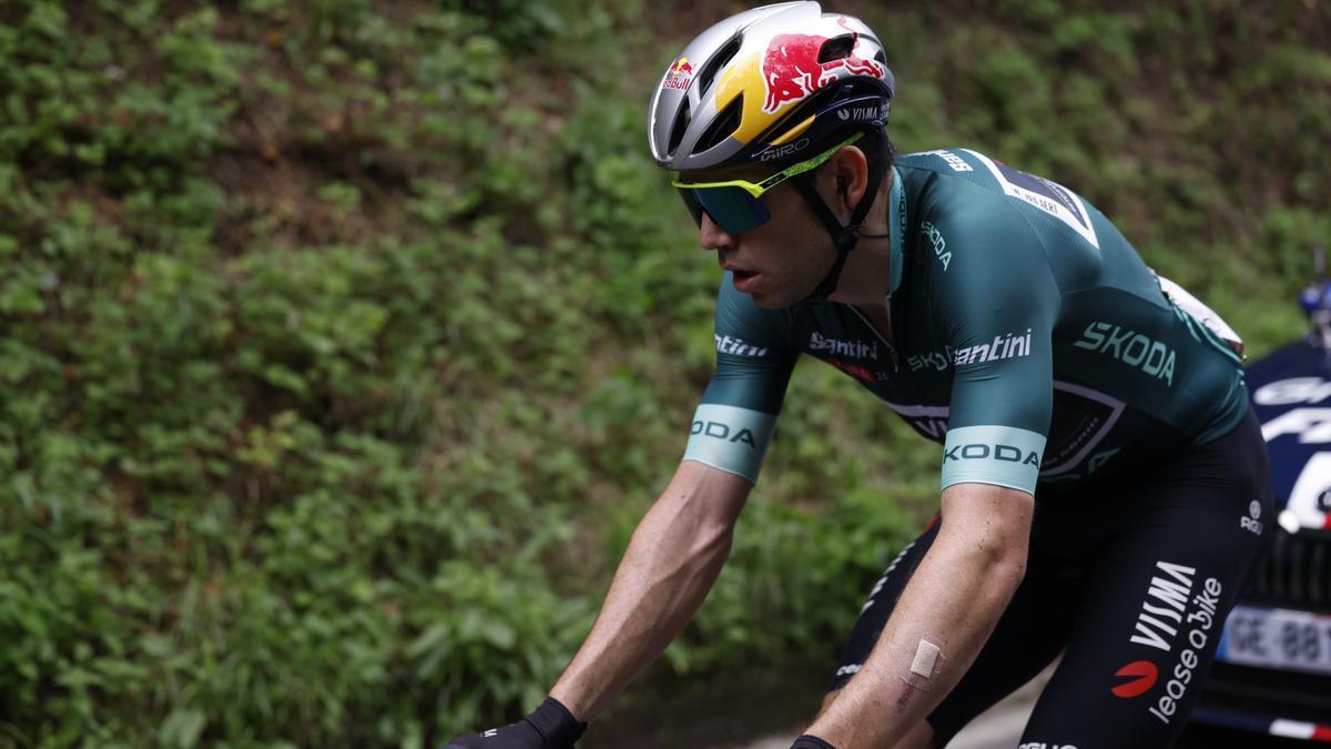 Una caída ha apartado al belga Van Aert de la Vuelta.