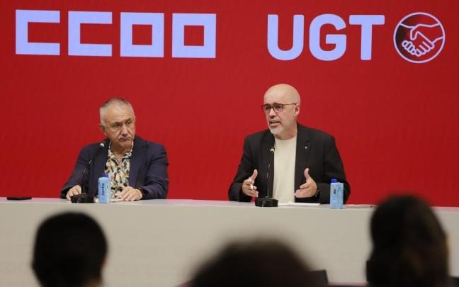 Imagen de archivo del secretario general de UGT, Pepe Álvarez, y el de CCOO, Unai Sordo