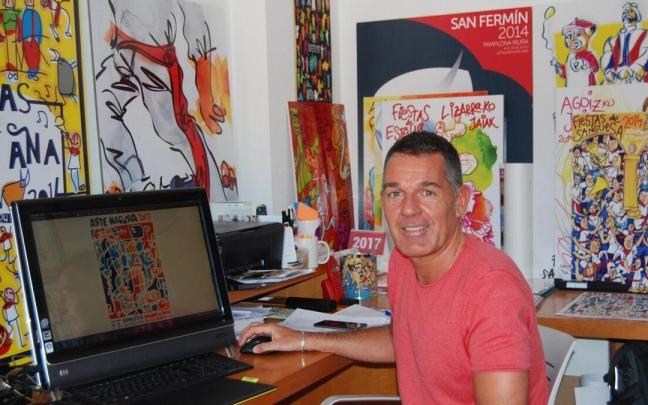 Alfredo León, en una imagen de archivo en su casa de Aoiz.