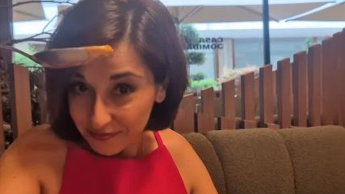 Adela González visita 'Casa de Comidas'
