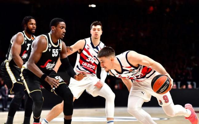 La derrota ante la Virtus Bolonia mete al Baskonia en un qu&iacute;ntuple empate en la zona media de la tabla.
