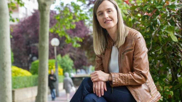 Maider Vázquez es fisioterapeuta con 19 años de experiencia clínica, especializada en patologías de cadera y columna e soy instructora de pilates. / Jorge Muñoz Maider Vázquez es fisioterapeuta con 19 años de experiencia clínica, especializada en patologías de cadera y columna e soy instructora de pilates.