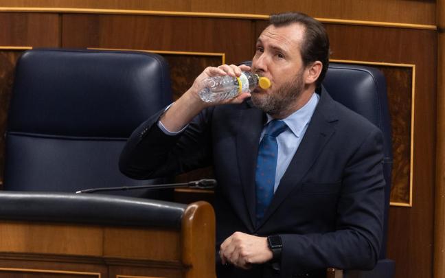 El ministro de Transportes, Ócar Puente, siempre en el centro de todas las polémicas / E.P. El ministro de Transportes, Ócar Puente, siempre en el centro de todas las polémicas
