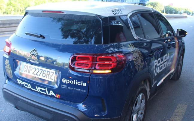 Vehículo policial en imagen de archivo