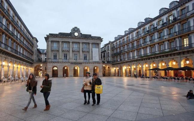 Plaza central de la Parte Vieja de Donostia.