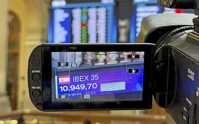 La Bolsa española clausuró la jornada de ayer con una subida del 0,59%.