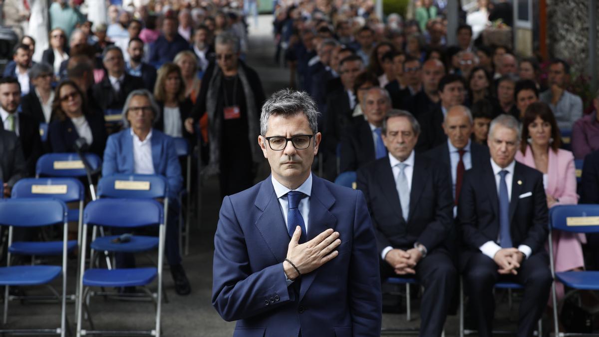 Bolaños participa en Gernika en los actos conmemorativos del 86 aniversario del bombardeo.