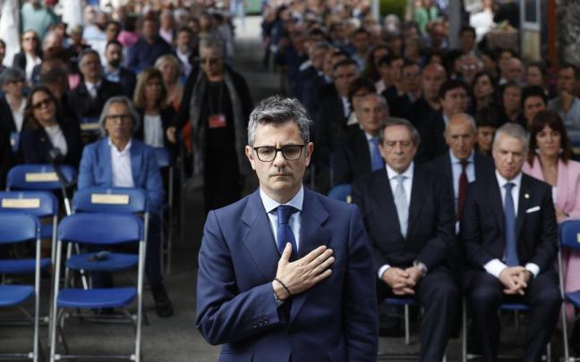 Bolaños participa en Gernika en los actos conmemorativos del 86 aniversario del bombardeo.