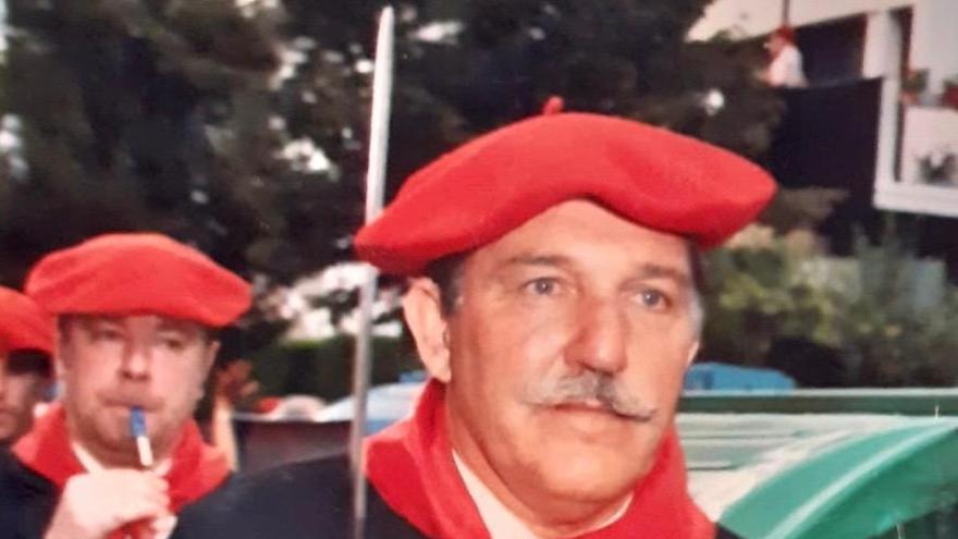 Foto de Miguel Ruiz cuando fue capitán de la compañía Belaskoenea del Alarde Tradicional de Irun.