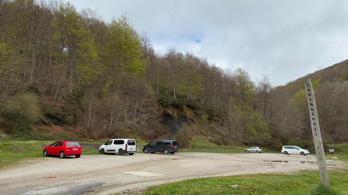 Aparcamiento de Zumarraundi.