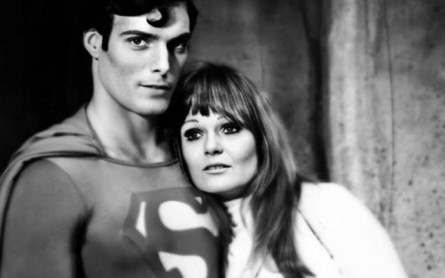 Valerie Perrine, junto a Christopher Reeve en 'Superman'.