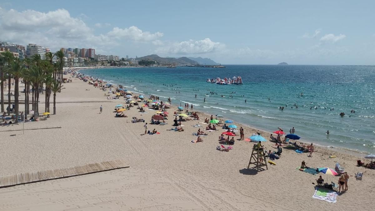 Una playa de La Vila Joiosa.