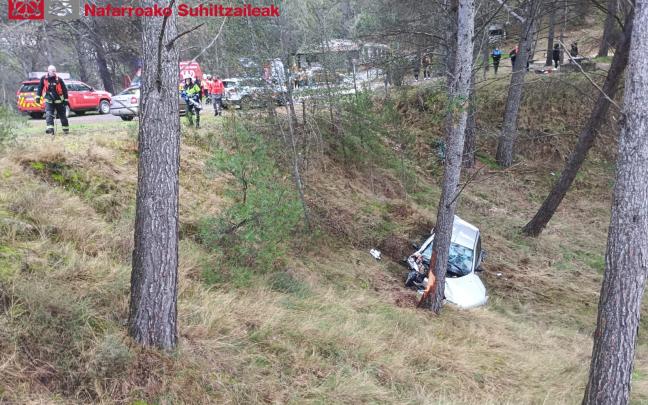 Estado en el que quedó el vehículo accidentado. Bomberos.