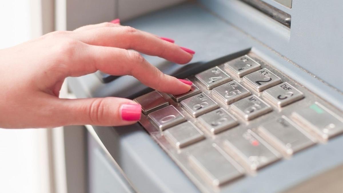 Imagen de archivo de un cajero automático de una entidad bancar