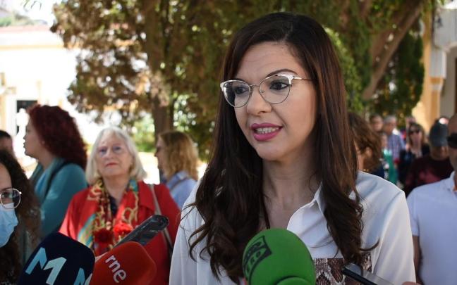 La delegada del Gobierno español en Melilla, Sabrina Moh, comparece ante los medios.