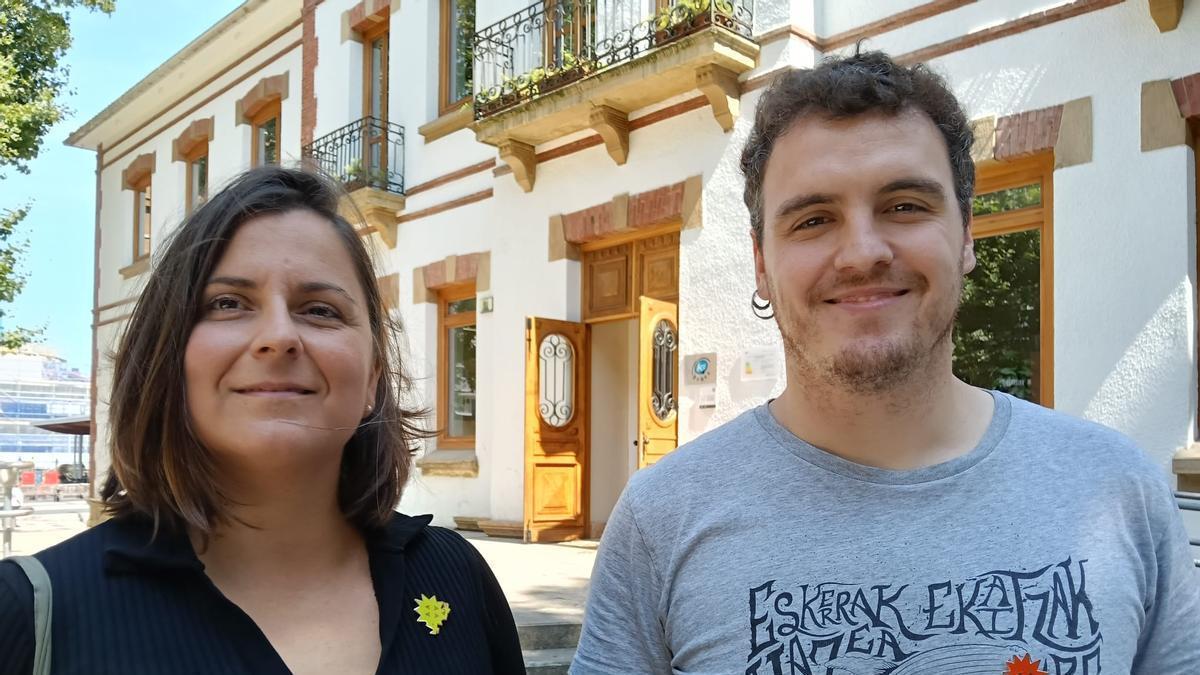 Natalia Martínez y Aitor Huizi en la presentación.