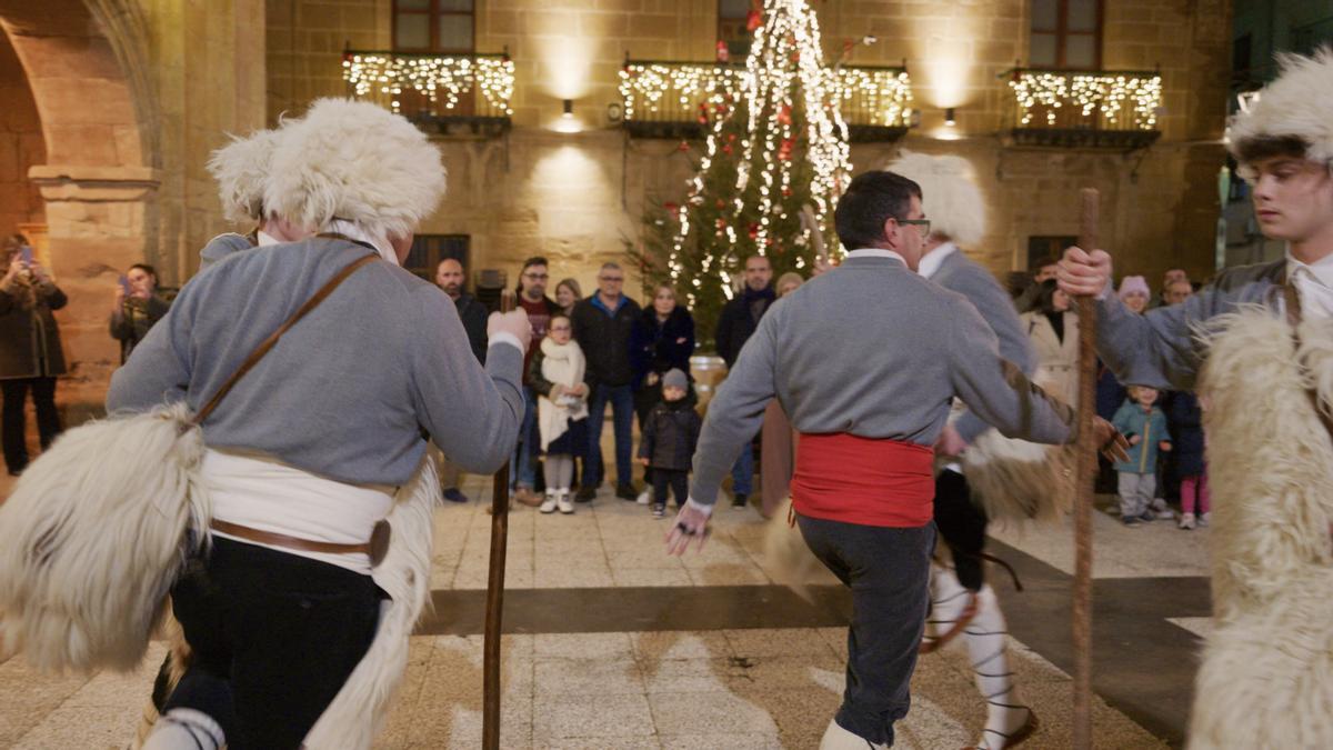 Representación de la Danza de los pastores una pasada Navidad en Labastida