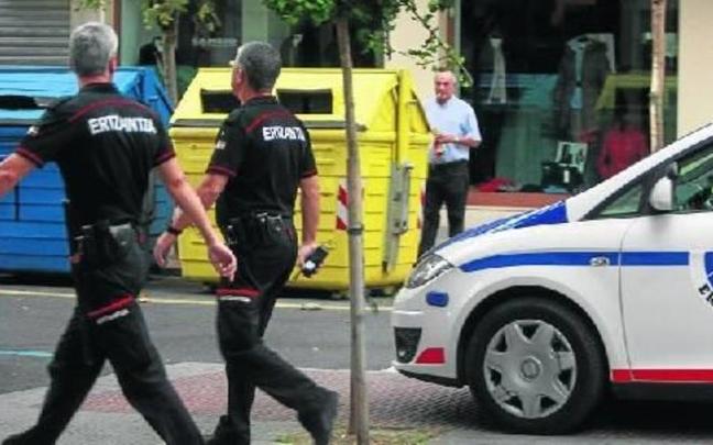 Euspelek agintea itzultzea eskatu du Ertzaintzarentzat