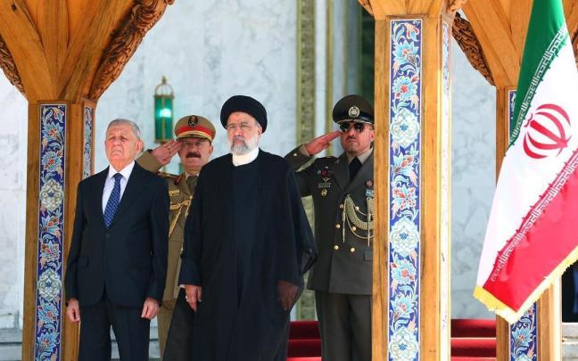 El presidente de Irán, Ebrahim Raisi, y su homólogo iraquí, Abdulatif Rashid, en una foto de archivo. El presidente de Irán, Ebrahim Raisi, y su homólogo iraquí, Abdulatif Rashid, en una foto de archivo.