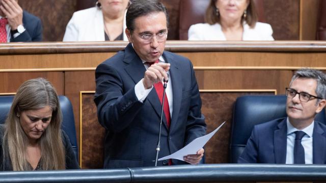 El ministro de Asuntos Exteriores, Unión Europea y Cooperación, José Manuel Albares, en el Congreso.