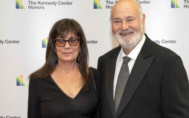 Rob Reiner y su esposa Michele.