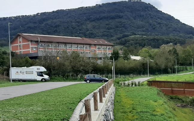 Edificio que alberga Aresketa Ikastola en Amurrio