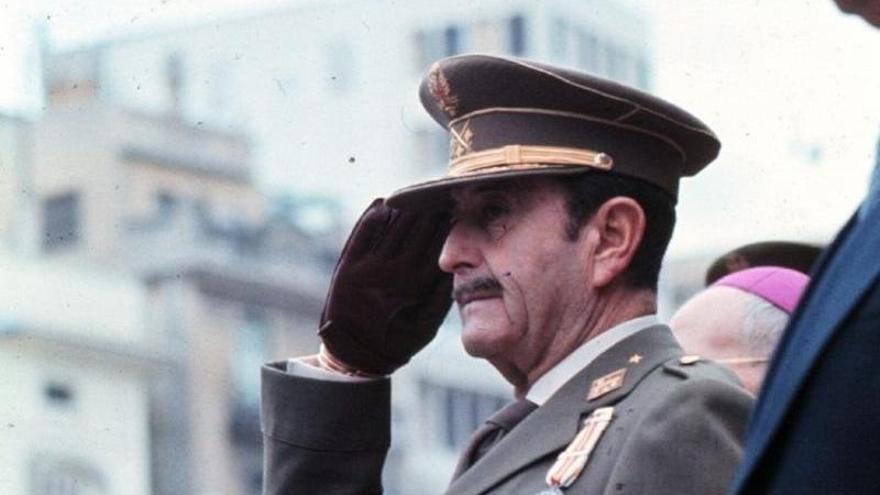 El teniente general Jaime Milans del Bosch ordenó tomar las calles de Valencia.