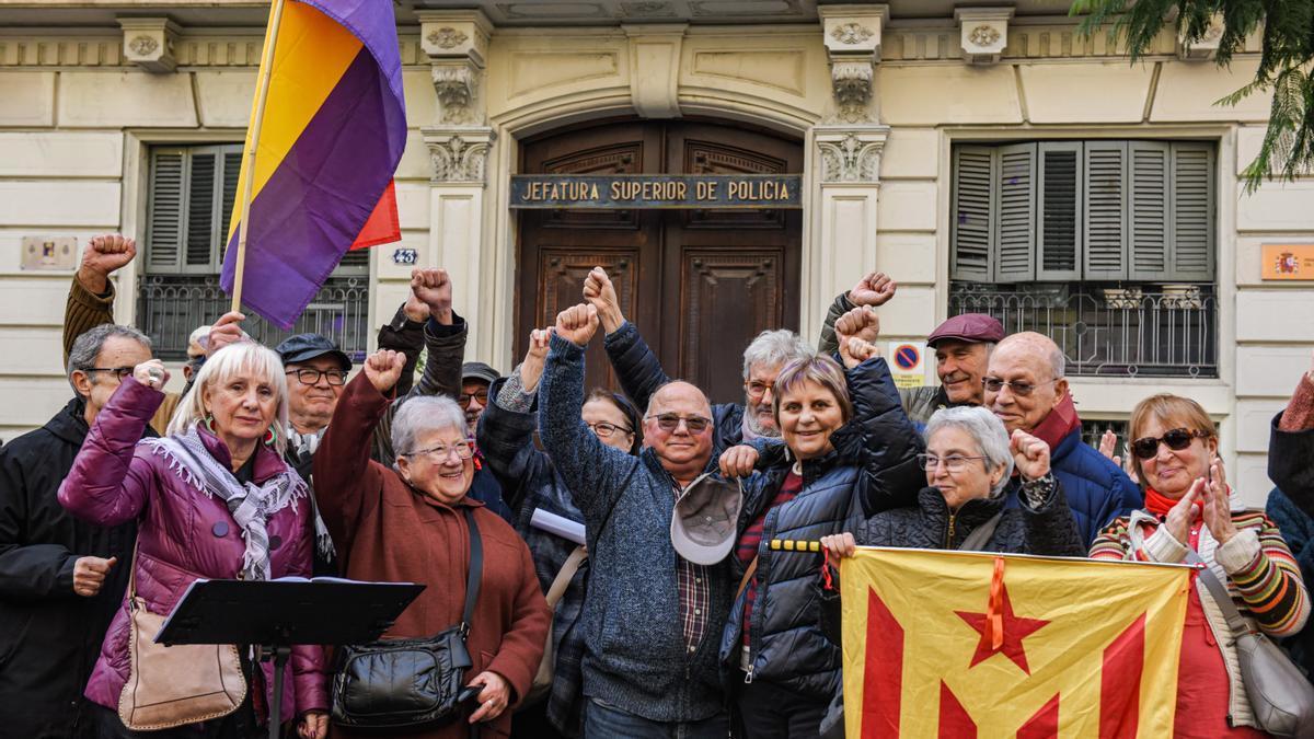 Imagen de una concentración convocada por la asociación Irídia.