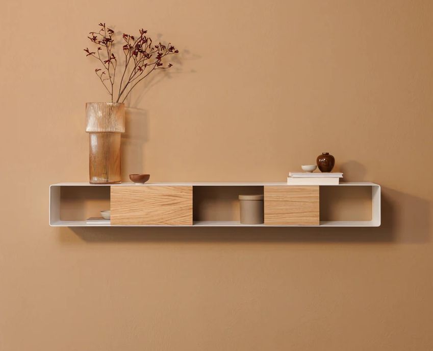 Elegante y ligero, este mueble suspendido sobre la pared es perfecto para espacios reducidos.
