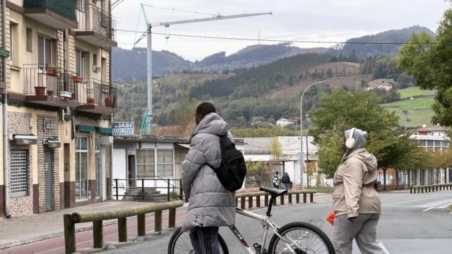 Obras de mejora de la seguridad en el bidegorri entre Traña y Astola