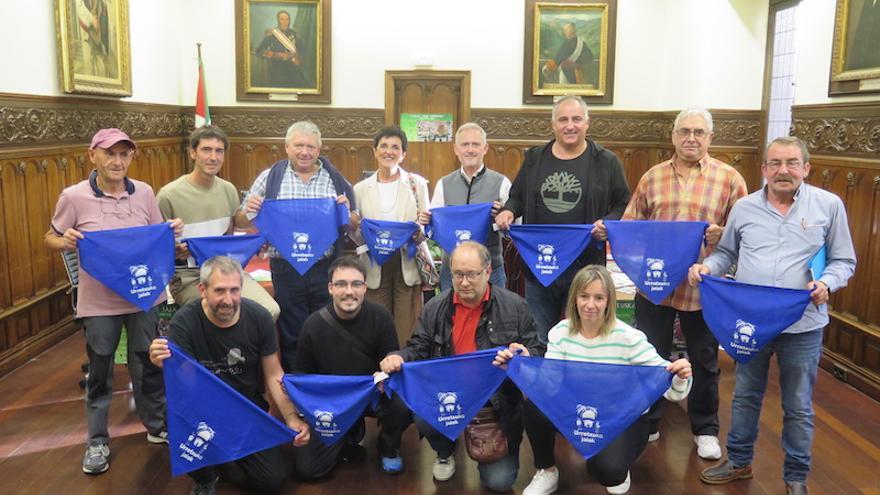 Los urretxuarras que participaron en la presentación de las fiestas.