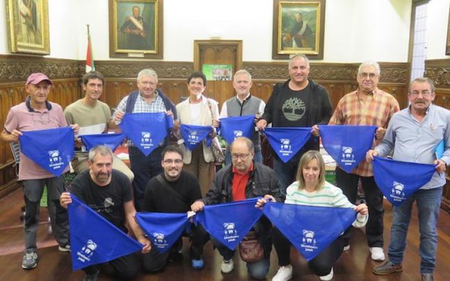 Los urretxuarras que participaron en la presentación de las fiestas.