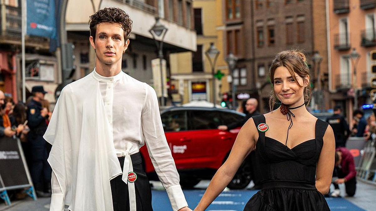 Julia Martínez y Diego Garisa en un festival de cine.