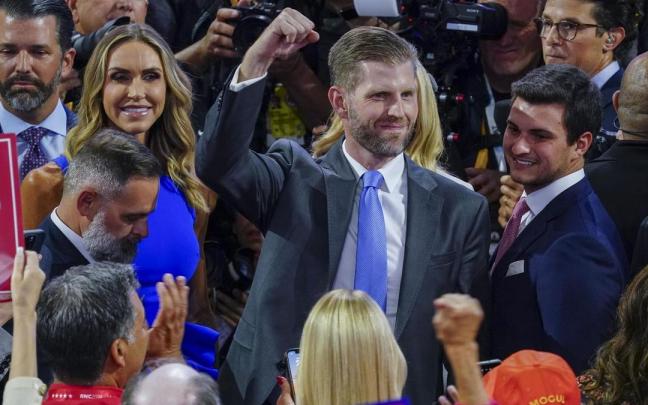 Eric Trump, hijo de Donald Trump, tras formalizar su voto como delegado en la Convención Republicana