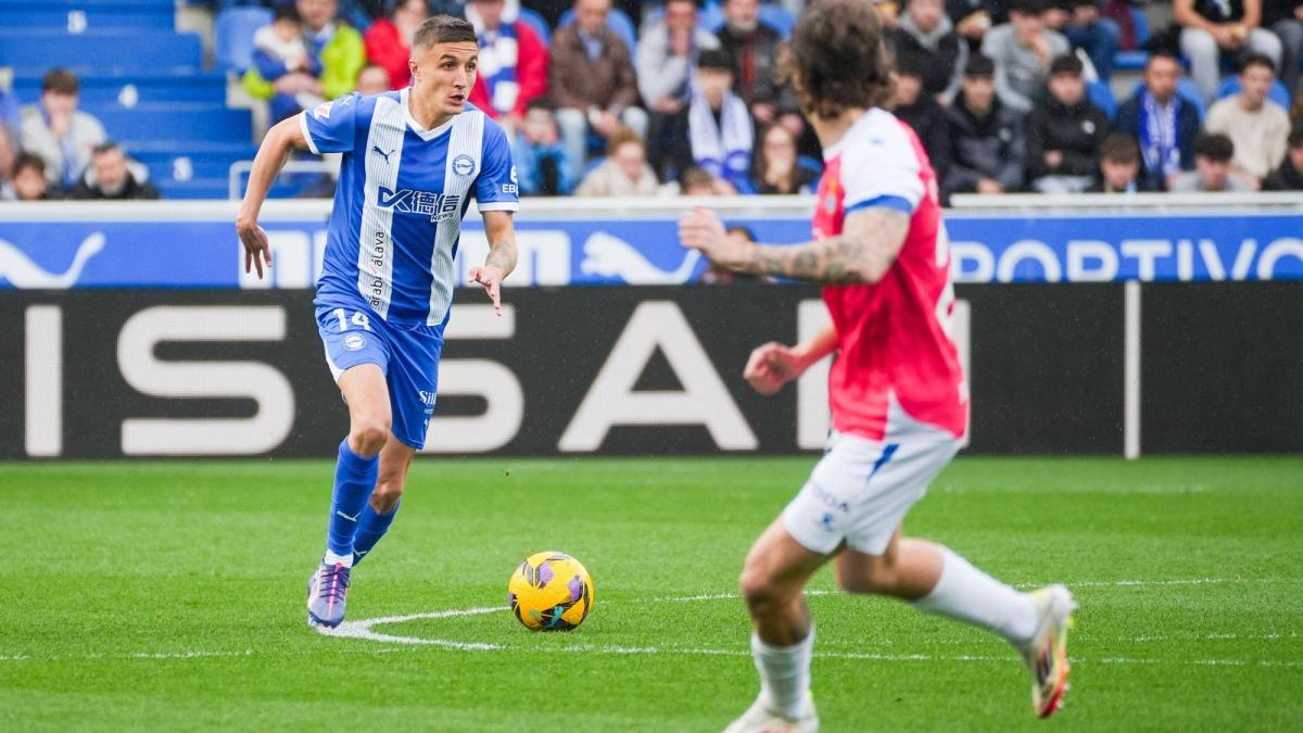 Nahuel Tenaglia en imagen durante el Deportivo Alavés-RCD Espanyol. Foto: DNA