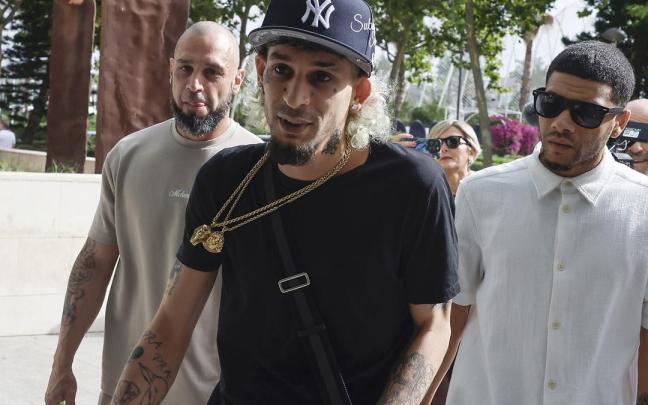 El cantante 'El Jincho' a su llegada a la Audiencia Provincial de Valencia.
