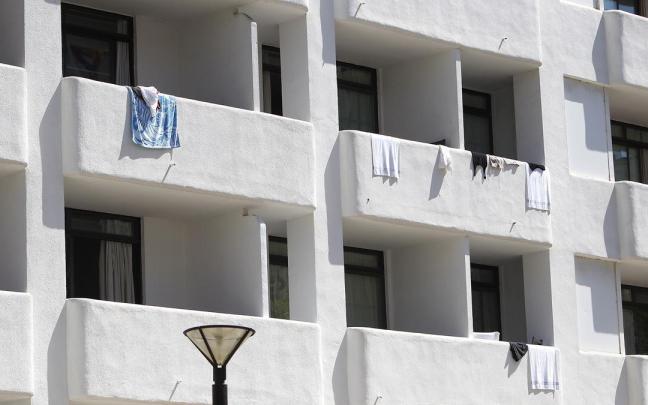 Imagen de archivo de los balcones de un hotel en Palma.