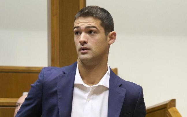 El portavoz del PNV en el Parlamento Vasco, Joseba Díez Antxustegi.