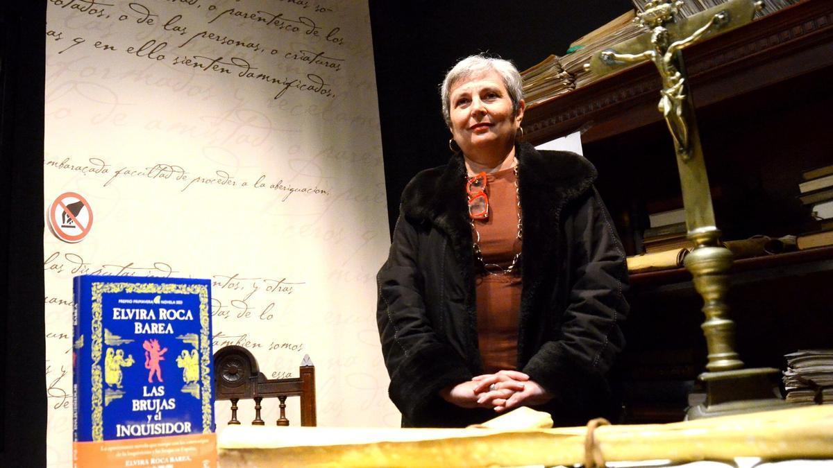 Roca presentó ayer en Zugarramurdi 'Las brujas y el inquisidor'