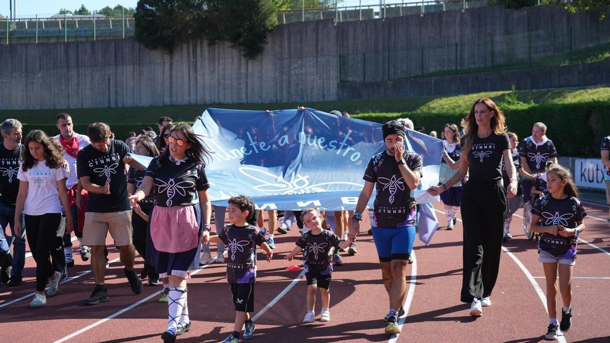 Basauri arropa a Yeray González en la final de su reto '12 maratones en 12 meses' por la asociación CNTTB1