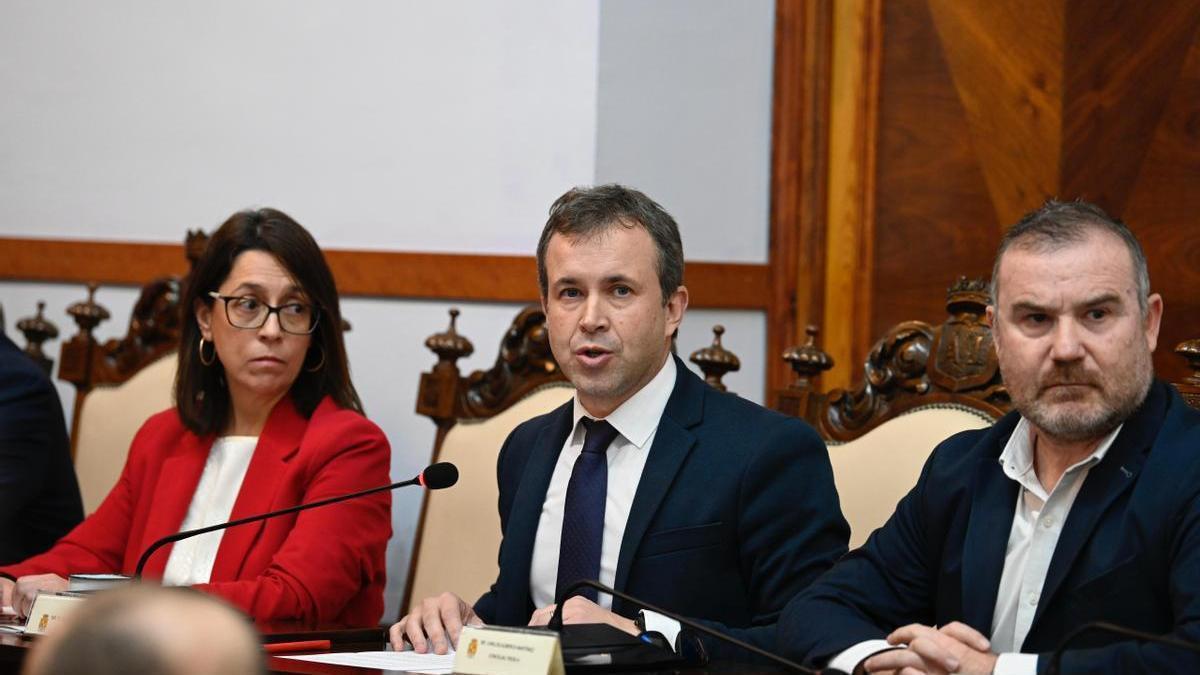 Julio Millán durante su intervención para defender la moción de censura.