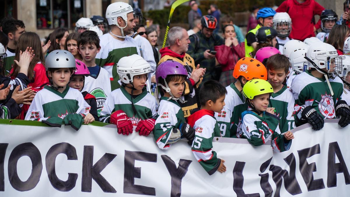 Imagen de la protesta del hockey línea de Vitoria del pasado 12 de marzo en la Virgen Blanca