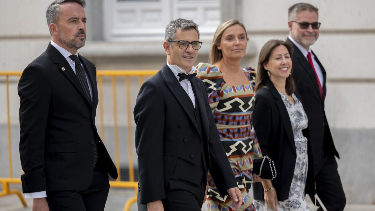 El ministro de la Presidencia, Justicia y Relaciones con las Cortes, Félix Bolaños (2i), junto a la secretaria general para la Innovación y Calidad del Servicio Público de Justicia de España, Sofía Puente.