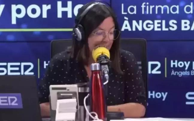 La periodista Àngels Barceló en el estudio