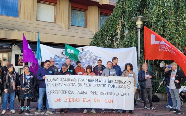Sindicatos reclamar más recursos para la EHU