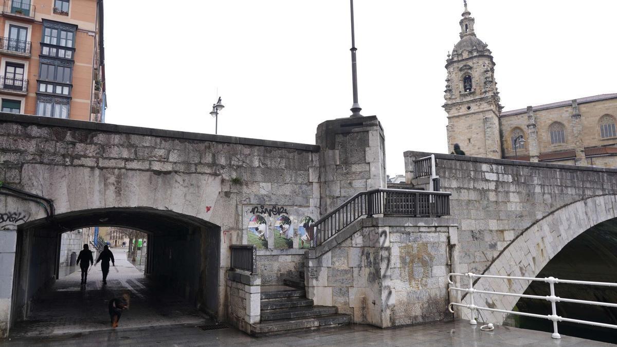 Se busca muralista para Bilbao La Vieja el túnel que conecta los muelles Urazurrutia y Marzana