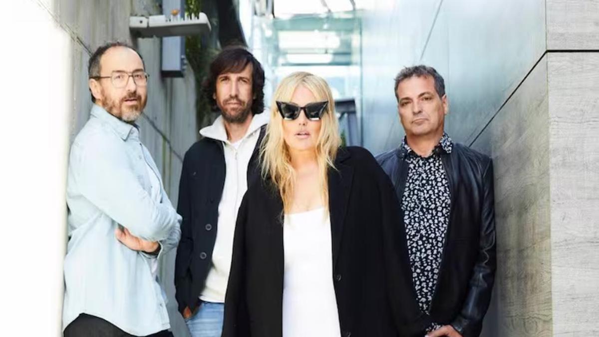 Amaia y el resto de miembros de La Oreja de Van Gogh en la imagen compartida por el grupo.