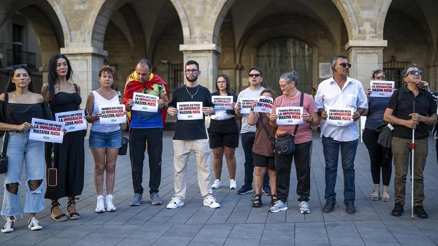 Concentración vecinal en protesta por el crimen